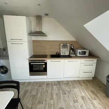 Appartement T2 Duplex N4, Proche Naval Group Et Centre